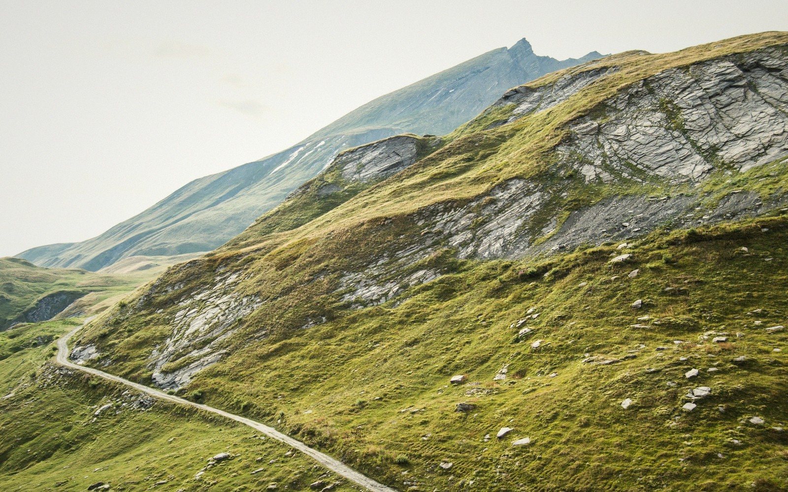 Two hours from Chambéry, close to Albertville and the Maurienne rail line.
