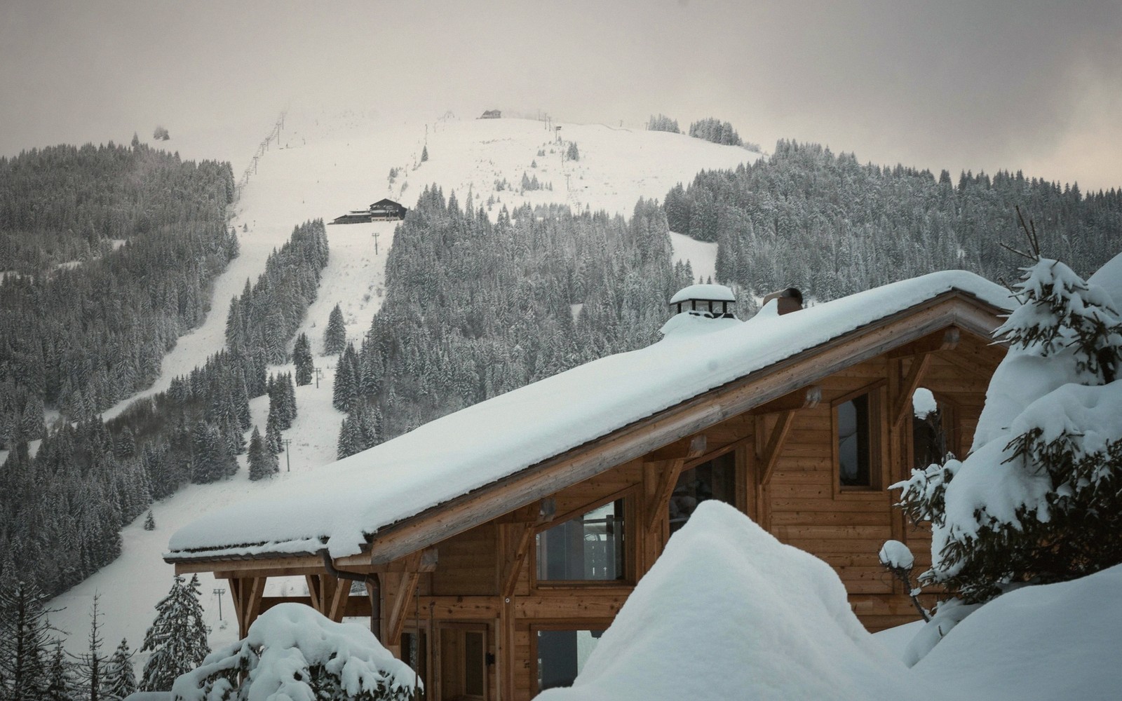 Chalets That Smell of Woodsmoke: Where to Stay