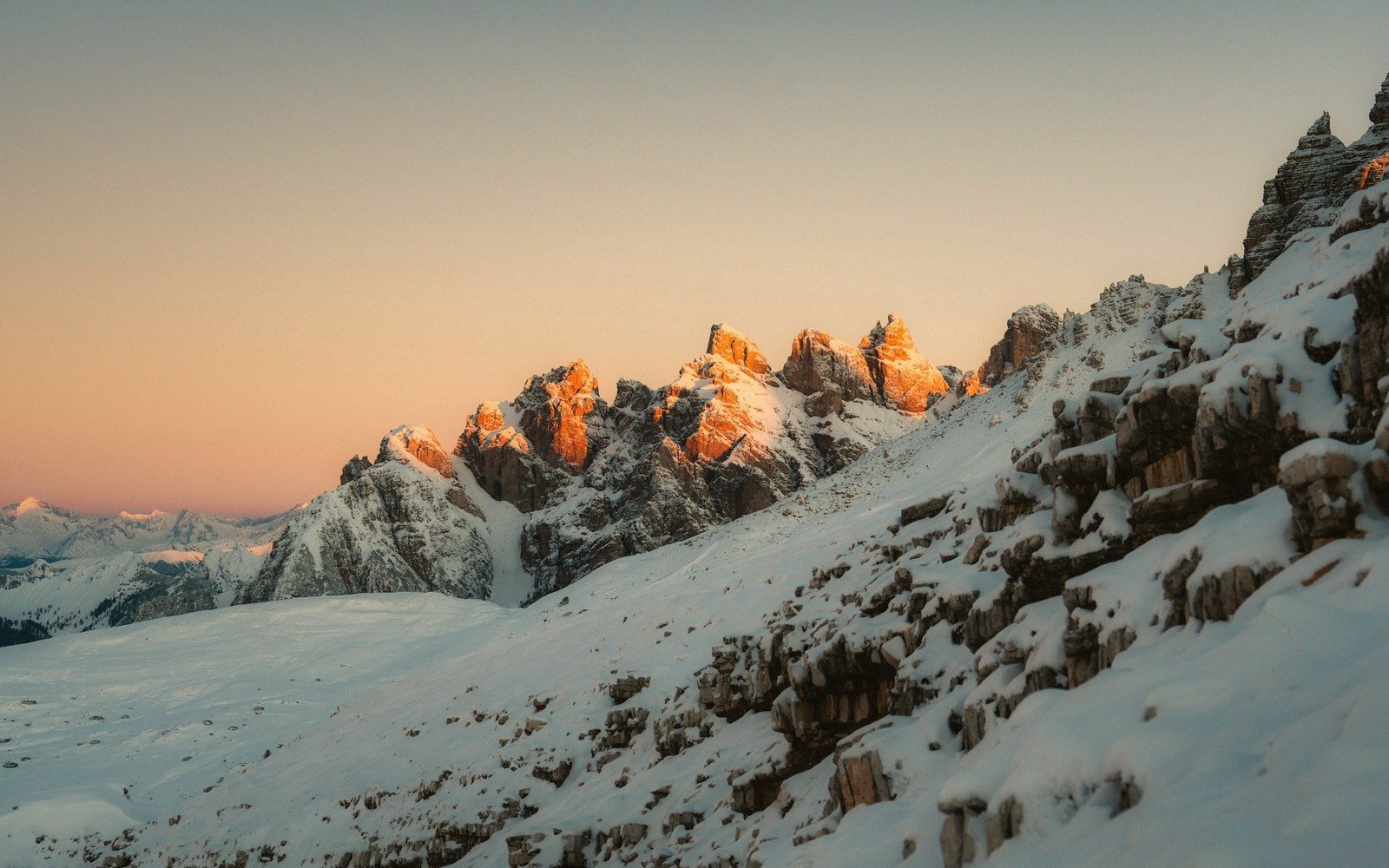 Skinning Above the Madeleine